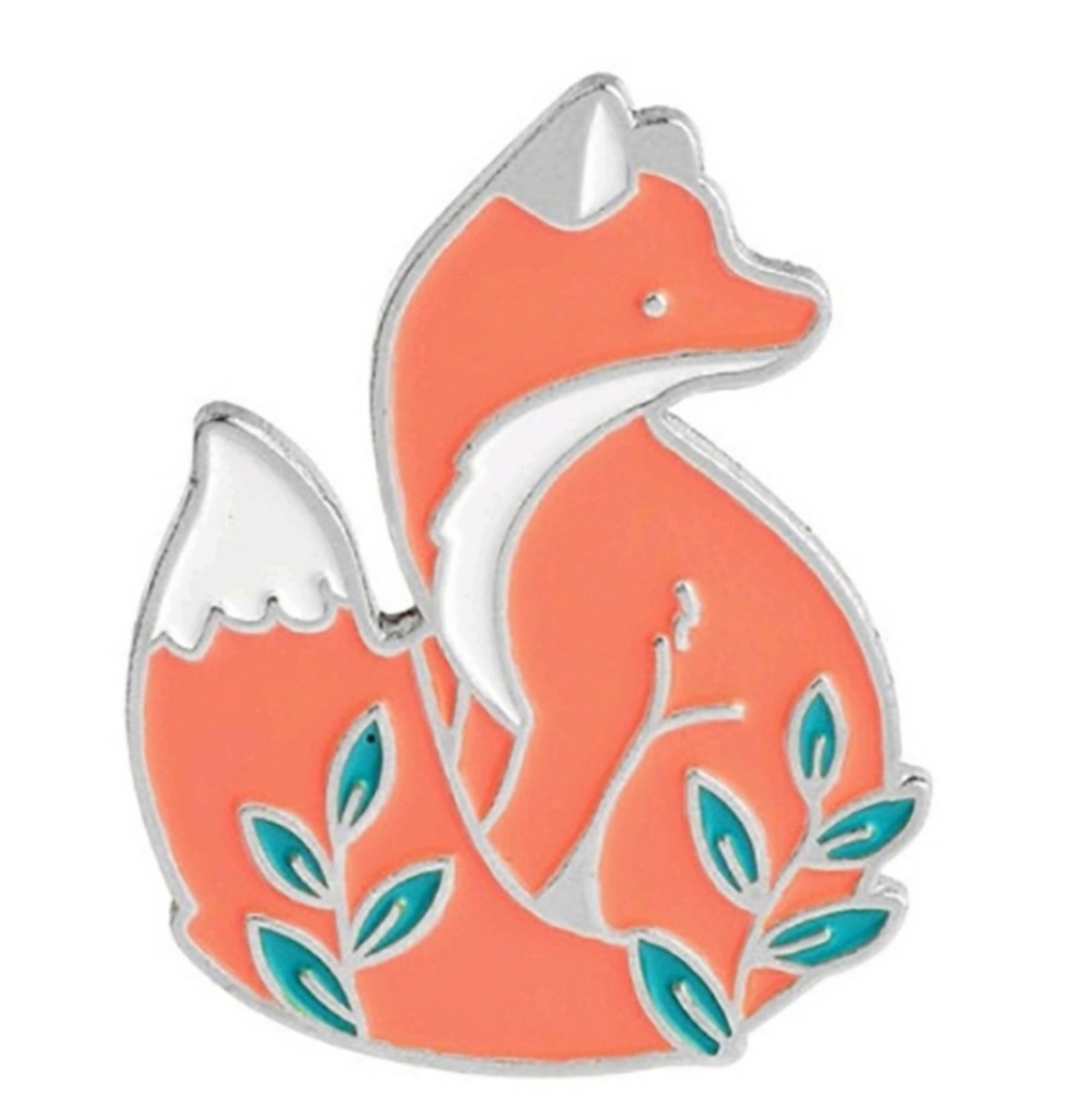 🎃 {10/$25} (FLAWED) fox in the woods enamel pin - Picture 2 of 8